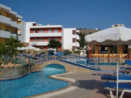 Stella Aparthotel 3*