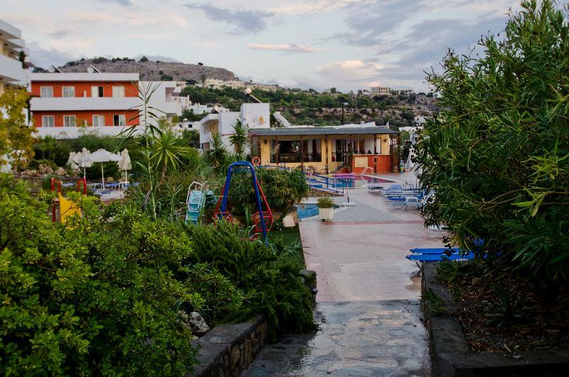 Aparthotel Stella 3*
